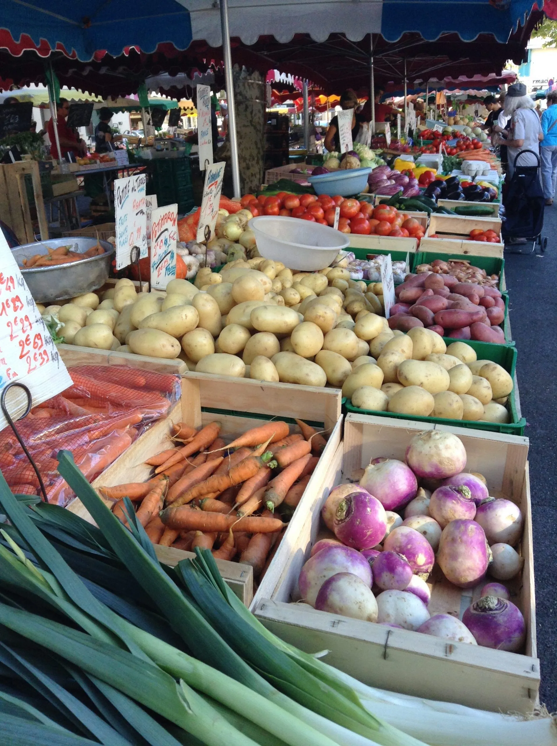 French market in Toulon, carrots, turnips, leeks, potatoes