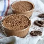 2 pots of French chocolate mousse with chocolate shavings