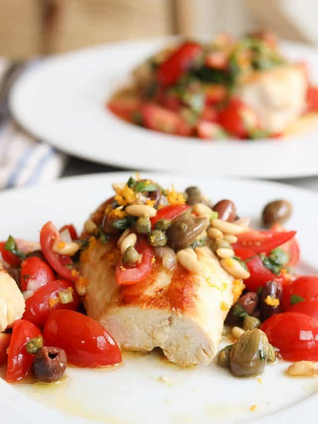 Chicken Chicken breasts vierge sauce (tomatoes, olives, capers, basil, pine nuts, lemon)