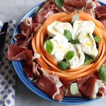 melon ham and burrata salad