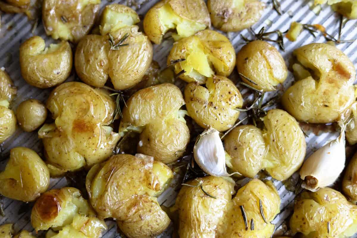 smashed roasted potatoes with rosemary and garlic